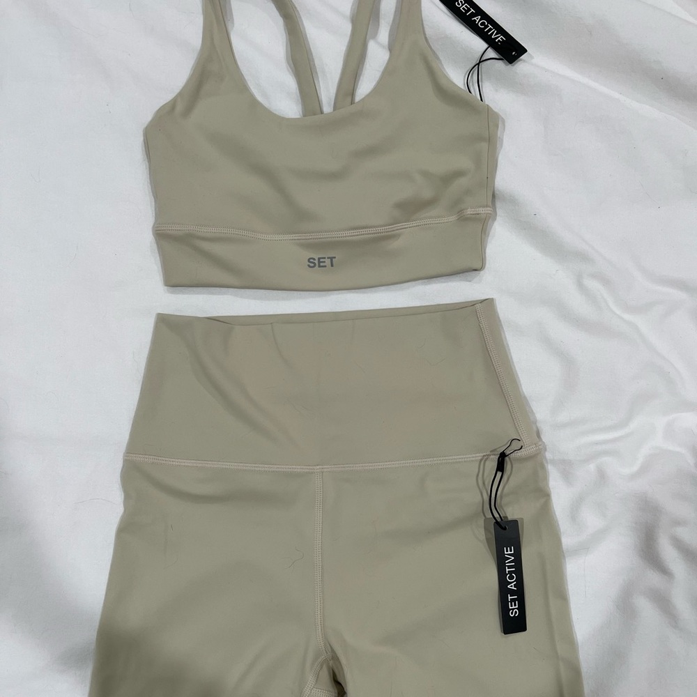 SETactive workout set - oatmilk